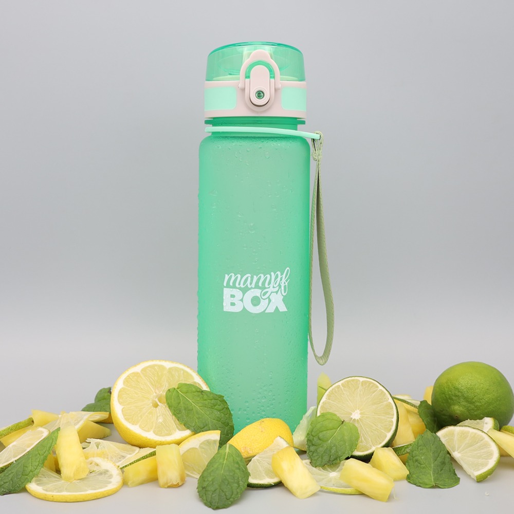 Grüne auslaufsichere Trinkflasche. BPA-frei und für Kohlensäure geeignet. 500ml. Ideal für Kinder in der KiTa, Schule oder Spielplatz.
